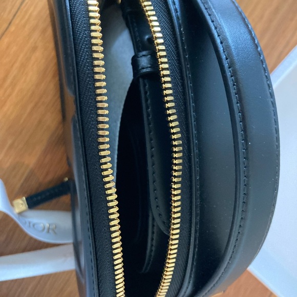 Dior Oval Camera bag BNWOT - Picture 3 of 5